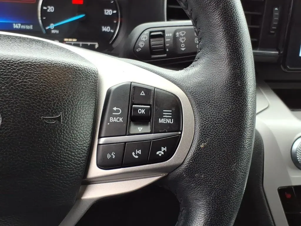 2023 Ford Explorer - $24,990