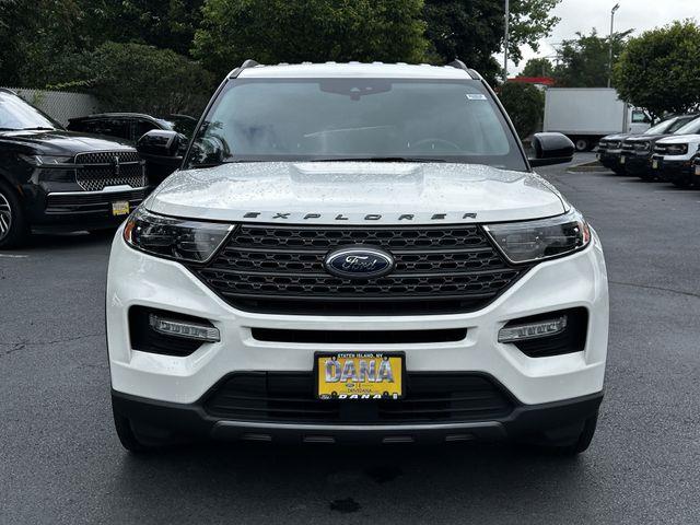 2023 Ford Explorer - $31,800