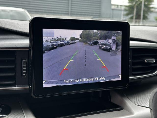 2023 Ford Explorer - $31,800