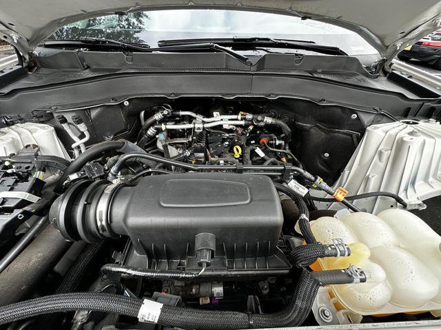2023 Ford Explorer - $31,800