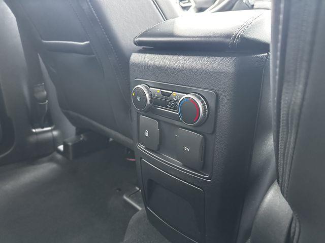 2023 Ford Explorer - $31,800