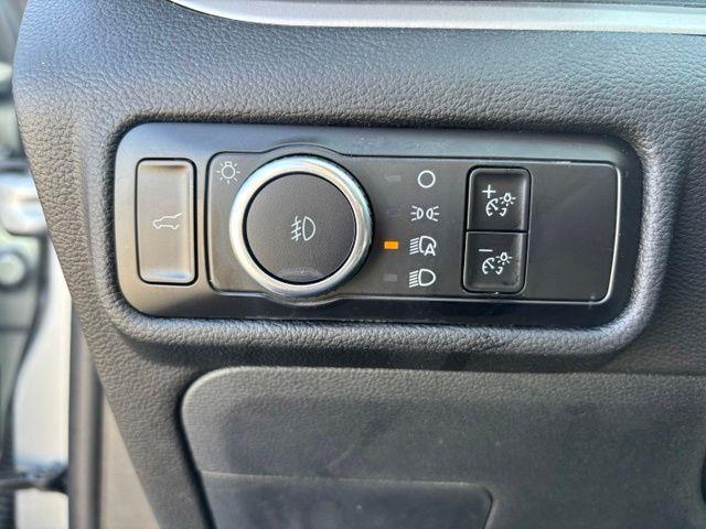 2023 Ford Explorer - $33,923