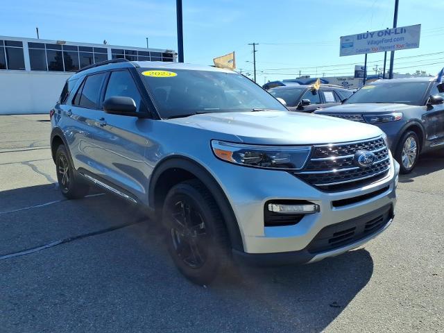 2023 Ford Explorer - $30,980