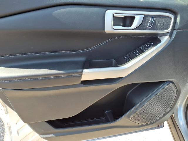 2023 Ford Explorer - $30,980