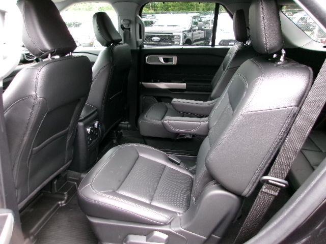 2023 Ford Explorer - $31,998