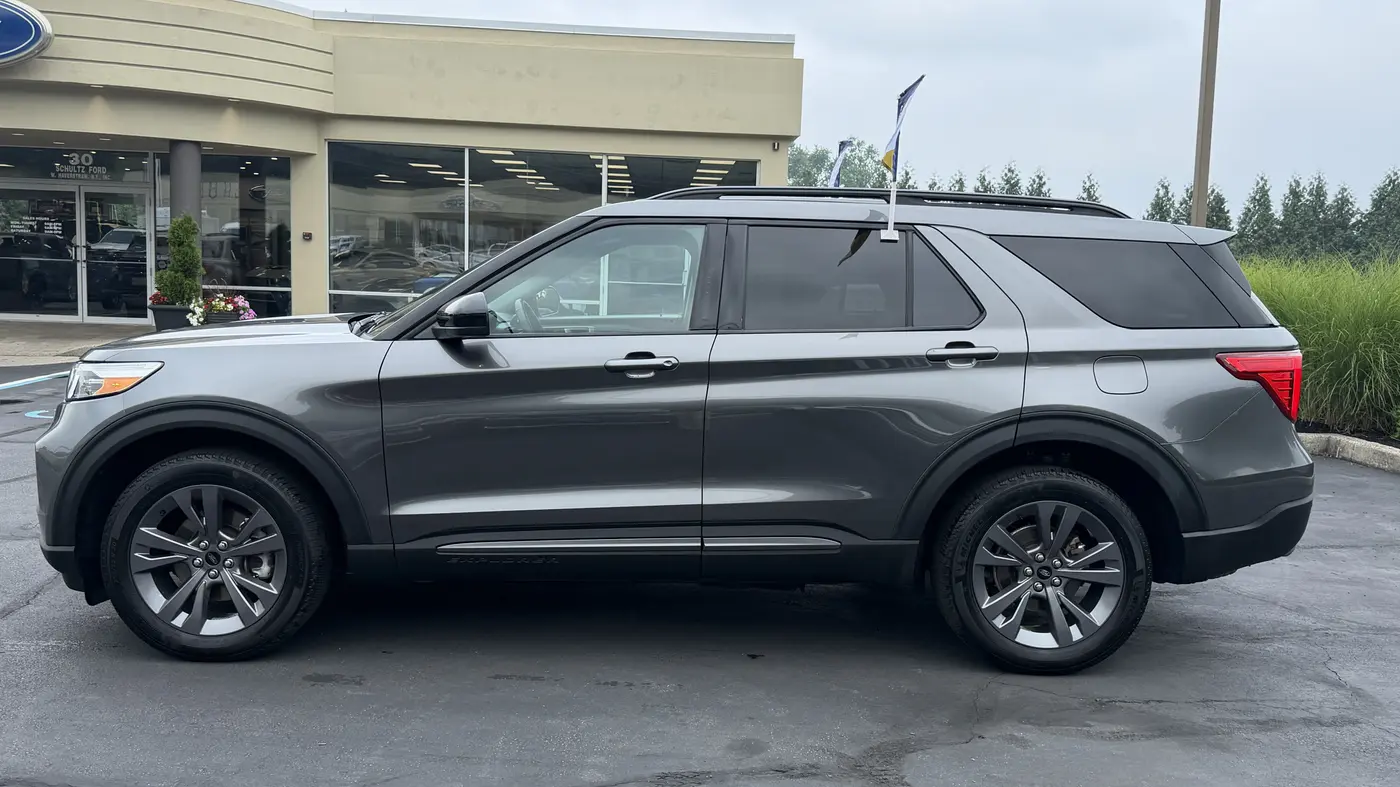 2023 Ford Explorer - $32,480