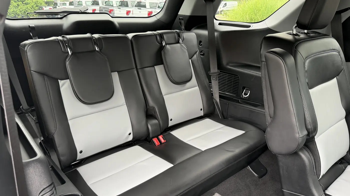 2023 Ford Explorer - $32,480