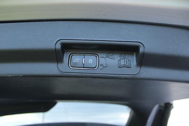 2024 Ford Explorer - $31,500