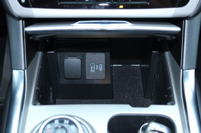 2024 Ford Explorer - $31,500