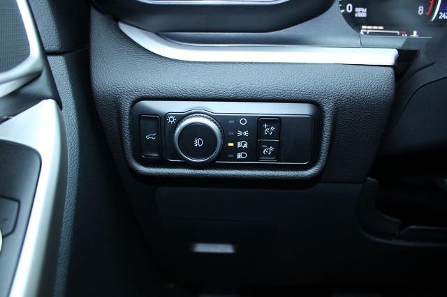 2024 Ford Explorer - $31,500