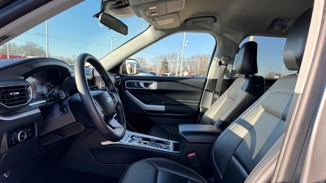 2024 Ford Explorer XLT