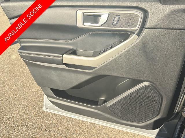 2021 Ford Explorer - $24,275