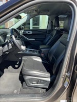 2021 Explorer Thumbnail 10