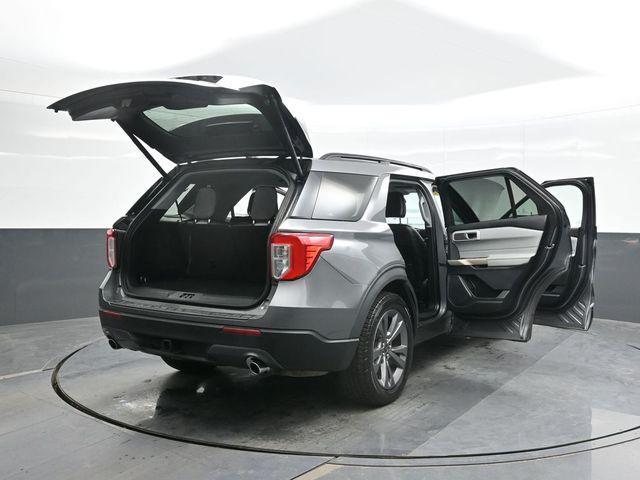 2021 Ford Explorer - $23,450