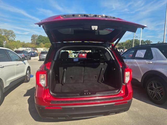 2022 Ford Explorer - $27,998