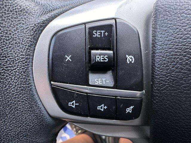 2022 Ford Explorer - $27,778