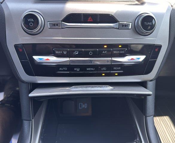 2022 Ford Explorer - $27,778