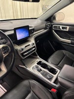 2022 Explorer Thumbnail 17