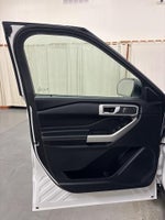 2022 Explorer Thumbnail 18