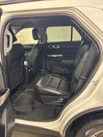 2022 Explorer Thumbnail 22