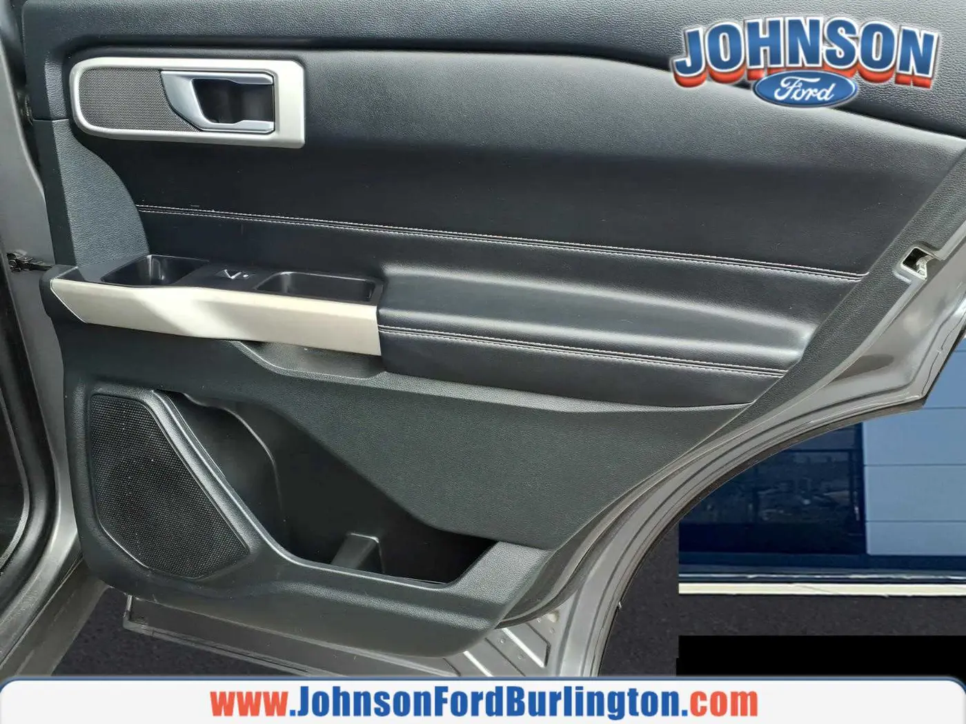 2022 Ford Explorer - $22,500