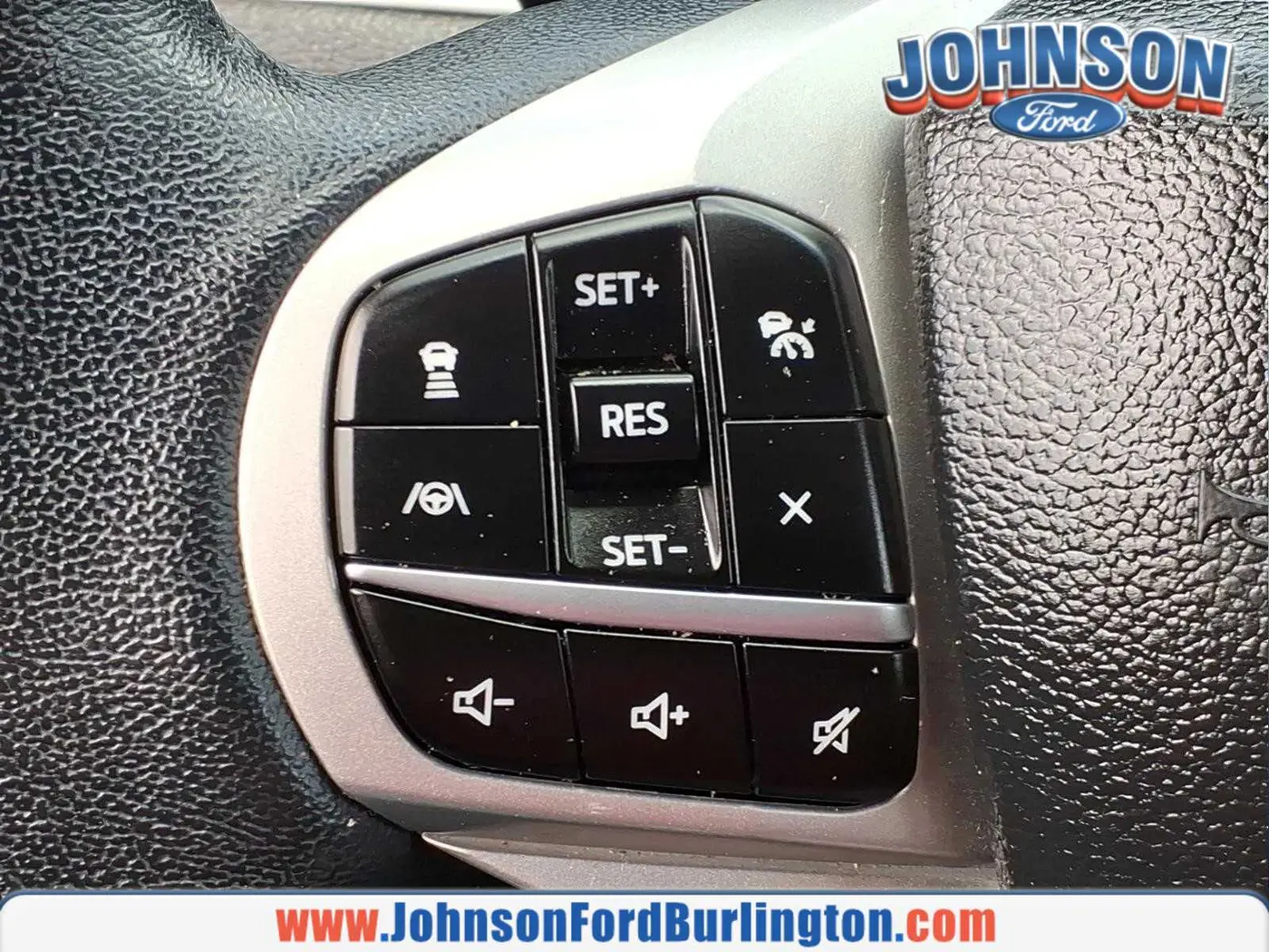 2022 Ford Explorer - $22,500