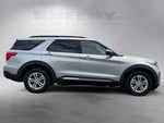 2022 Explorer Thumbnail 10