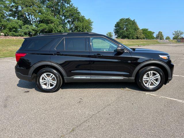 2022 Ford Explorer - $28,790