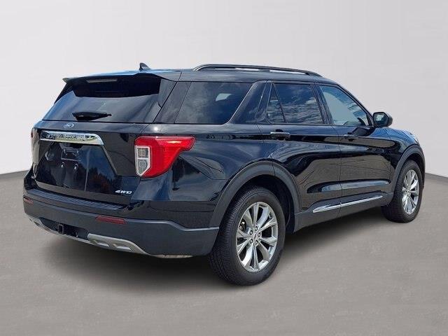2022 Ford Explorer - $28,999