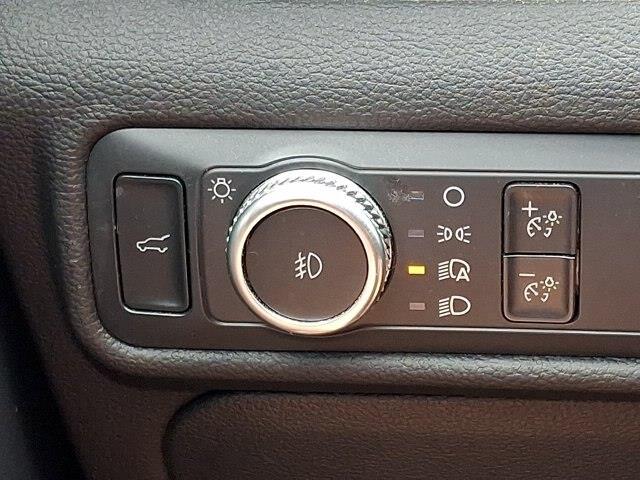 2022 Ford Explorer - $28,999