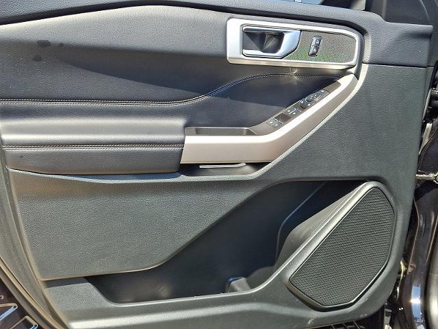 2023 Ford Explorer - $29,997