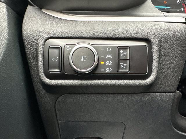 2023 Ford Explorer - $25,500