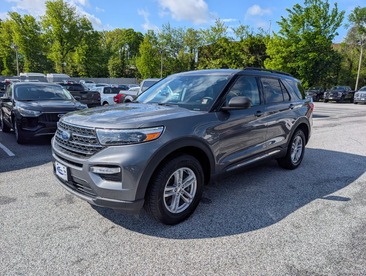 2023 Ford Explorer - $26,500