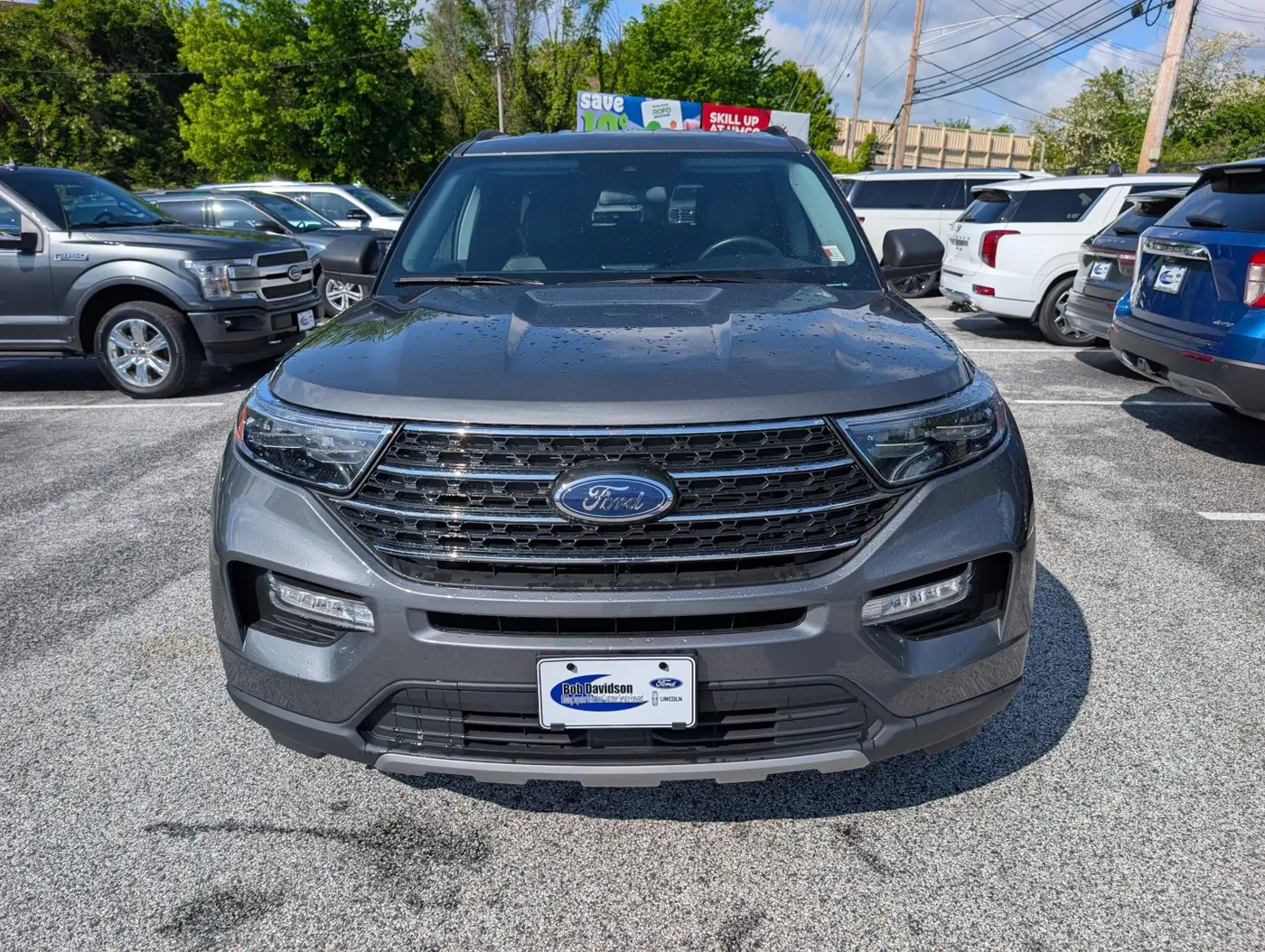 2023 Ford Explorer - $26,500