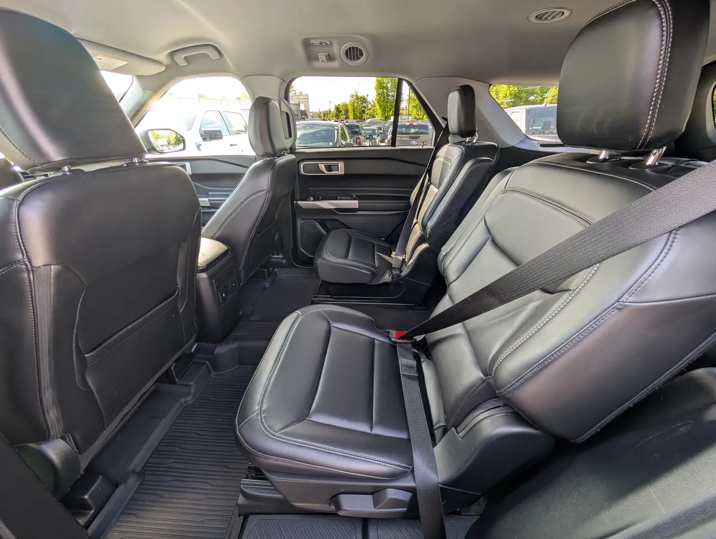 2023 Ford Explorer - $26,500