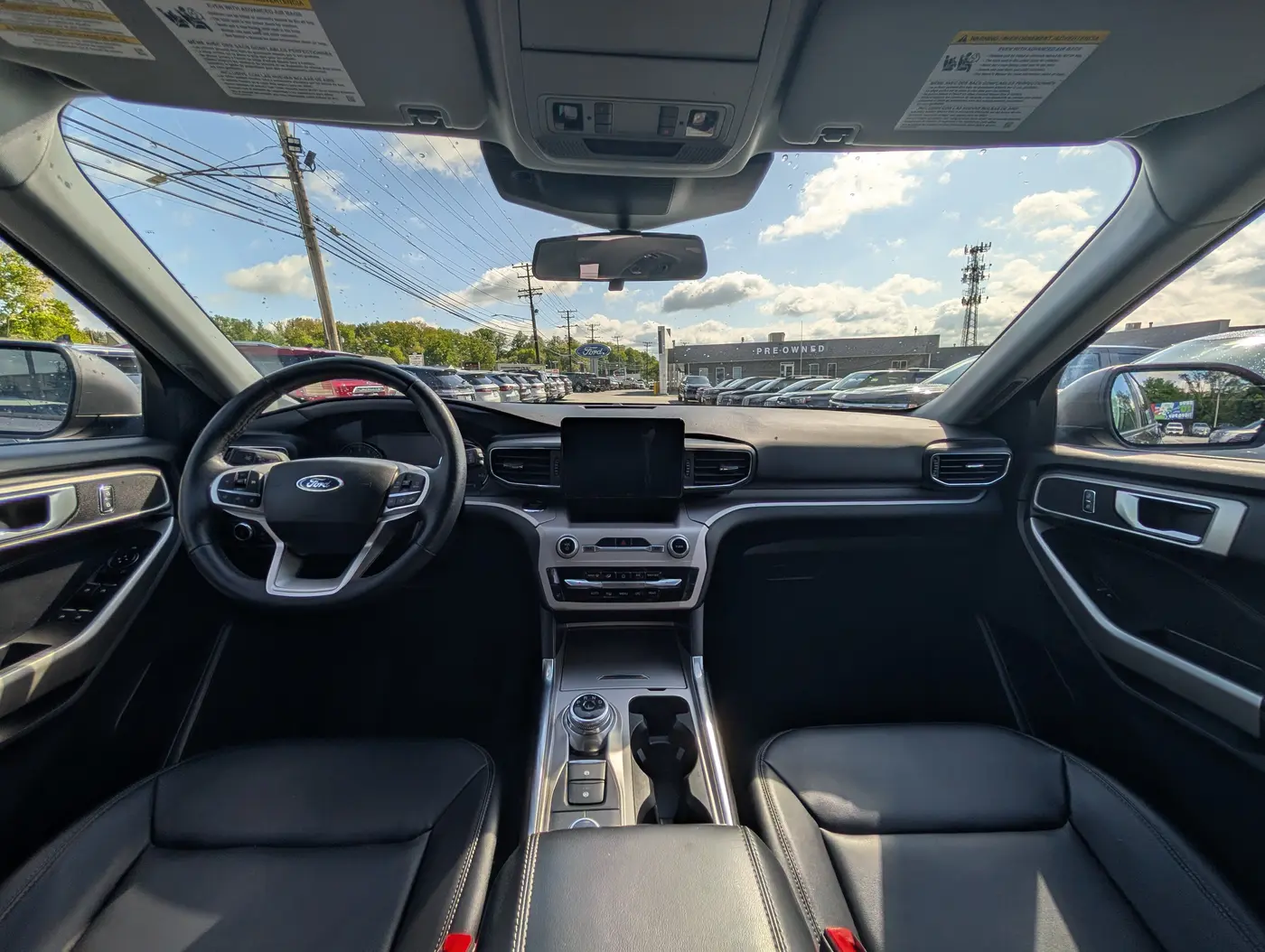 2023 Ford Explorer - $26,500