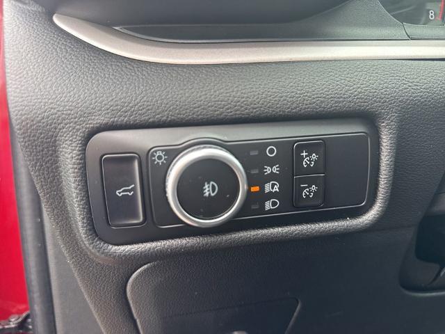 2023 Ford Explorer - $33,990