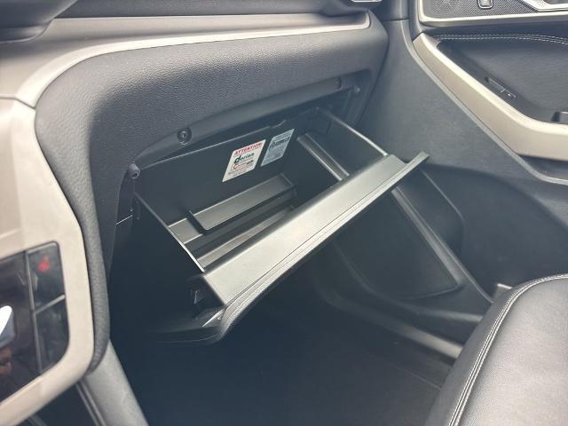 2023 Ford Explorer - $33,990
