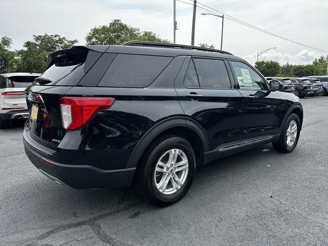 2023 Ford Explorer - $31,900