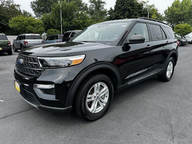 2023 Ford Explorer - $31,900