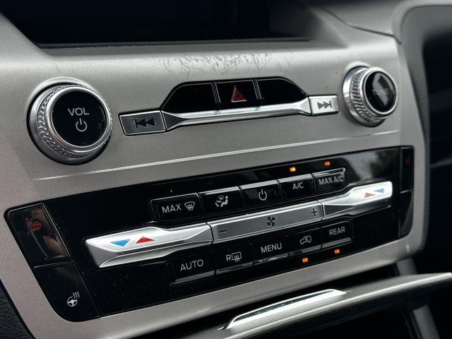 2023 Ford Explorer - $31,900