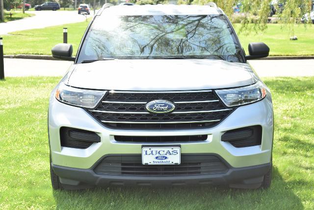 2023 Ford Explorer XLT — photo 1 of 12