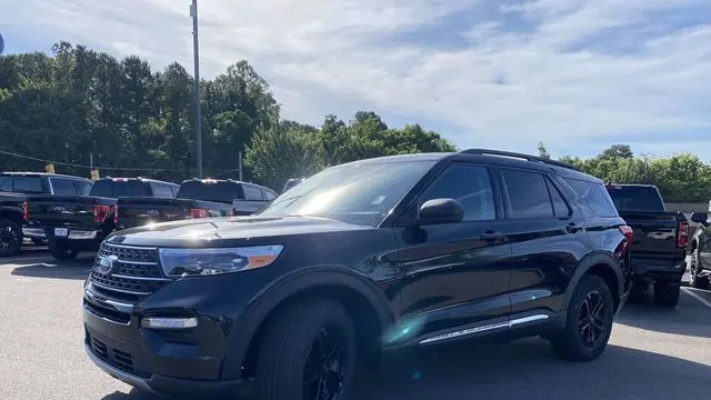 2024 Ford Explorer XLT