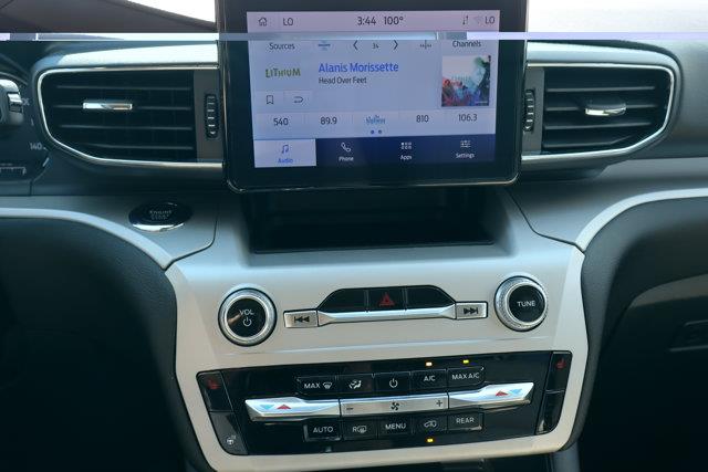 2024 Ford Explorer - $38,990