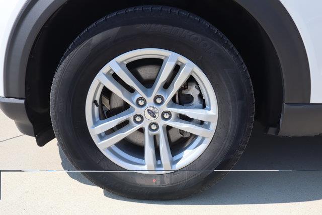 2024 Ford Explorer - $38,990