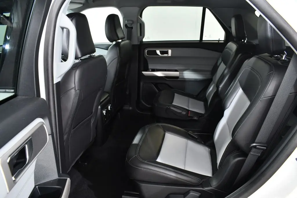 2024 Ford Explorer - $32,455
