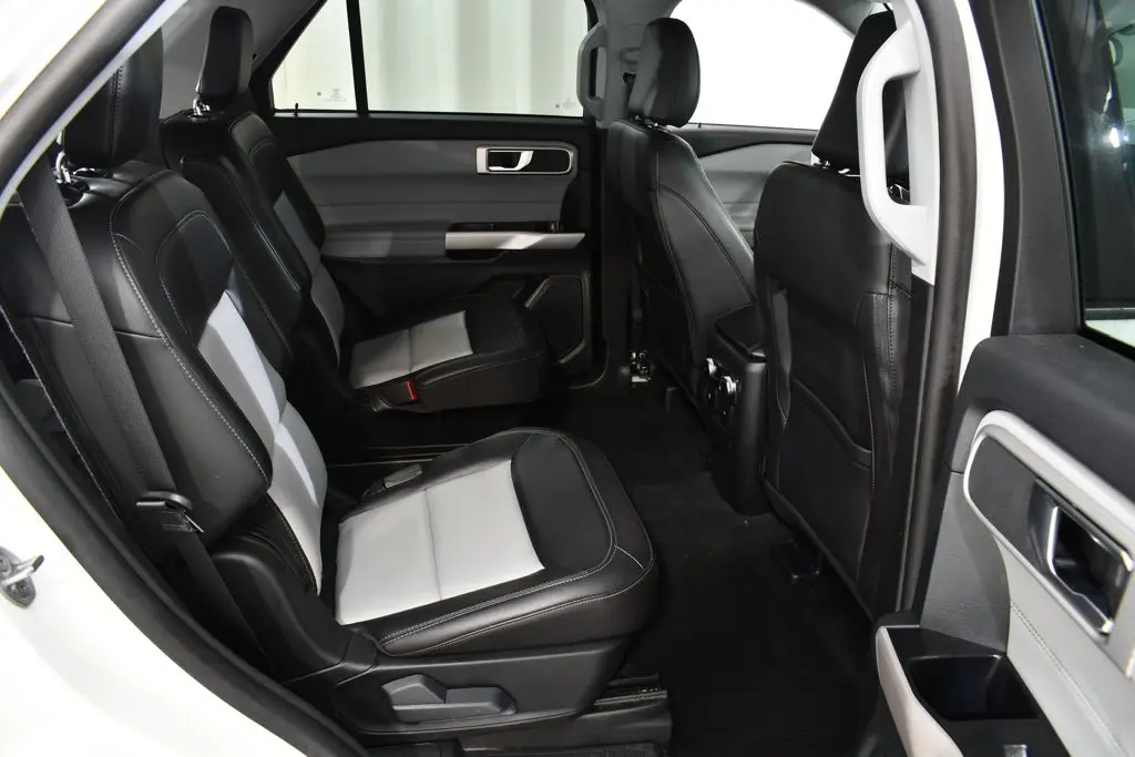2024 Ford Explorer - $32,455