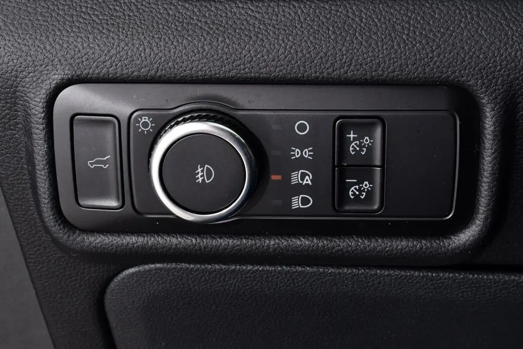 2024 Ford Explorer - $32,455