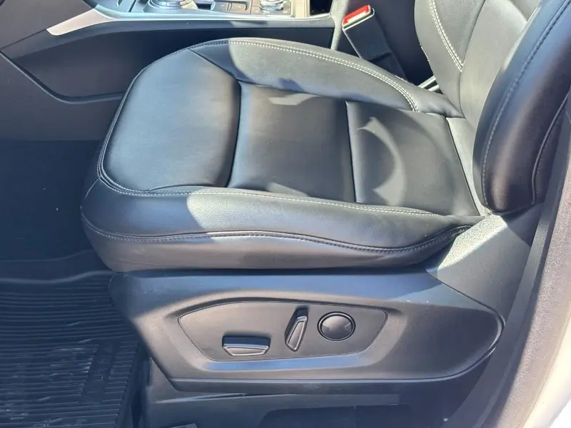 2024 Ford Explorer - $35,750