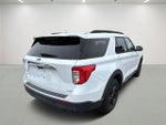 2020 Explorer Thumbnail 5